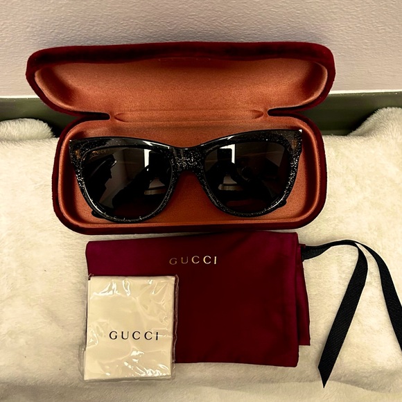 Gucci cat eye, black and glitter sunglasses; GG #3739/N/S VJZHA Gucci GG1779S 009 Sunglasses - US main image 4
